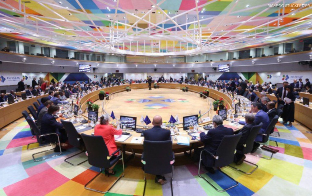 Na Cúpula Celac-UE, Lula defende integração entre América Latina e Europa
