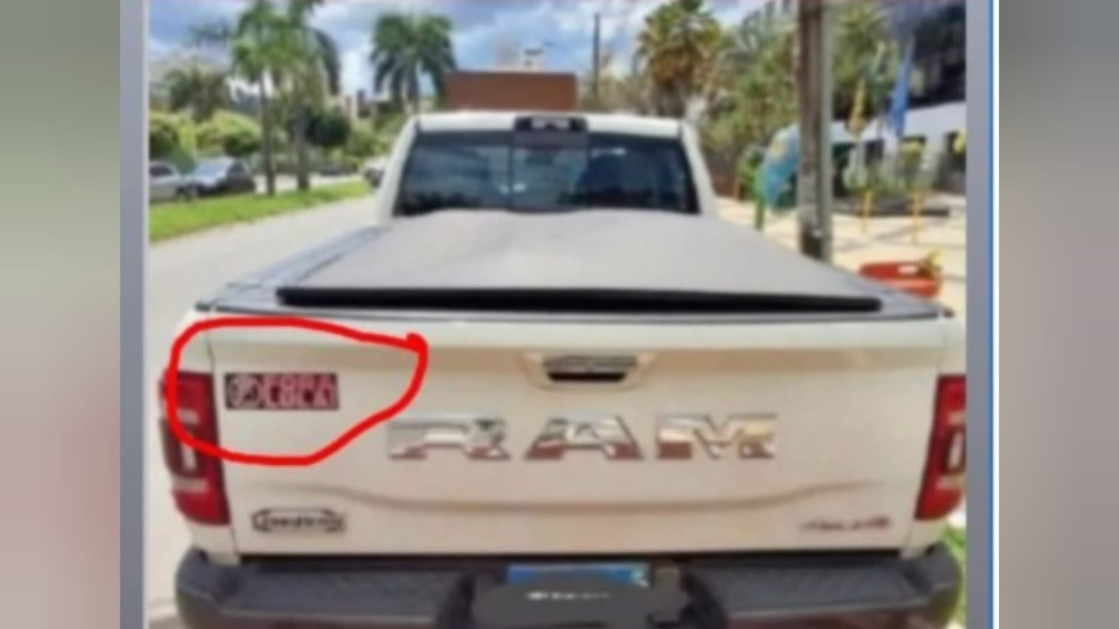 Com adesivo 'Fora Lula' em carro, casal é preso com R$ 800 mil em dinheiro vivo