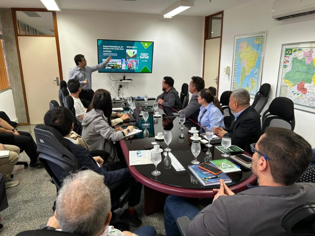 Suframa e BYD avançam em discussão para diversificar produção em Manaus