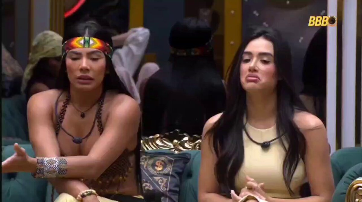 No BBB, Marciele revela que retirou nódulo do seio