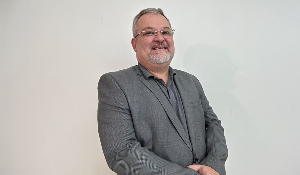 Aliado de David Almeida se lança como ‘governador-tampão’