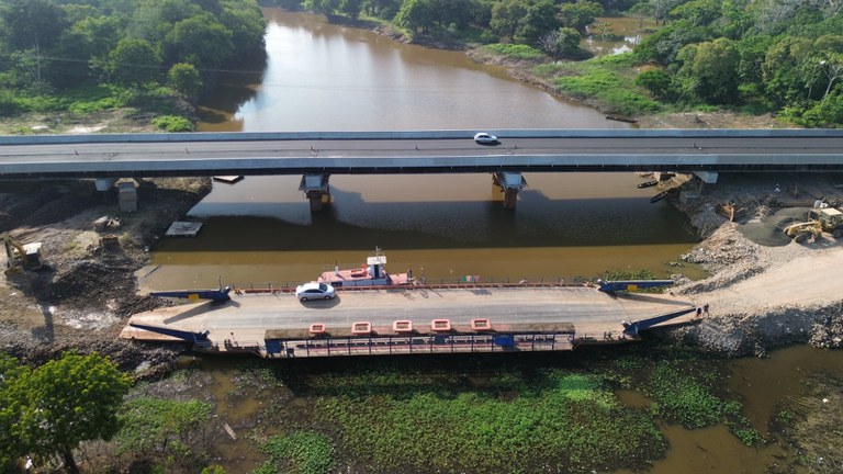 BR-319: ponte que desabou com Bolsonaro é entregue mais de 3 anos depois