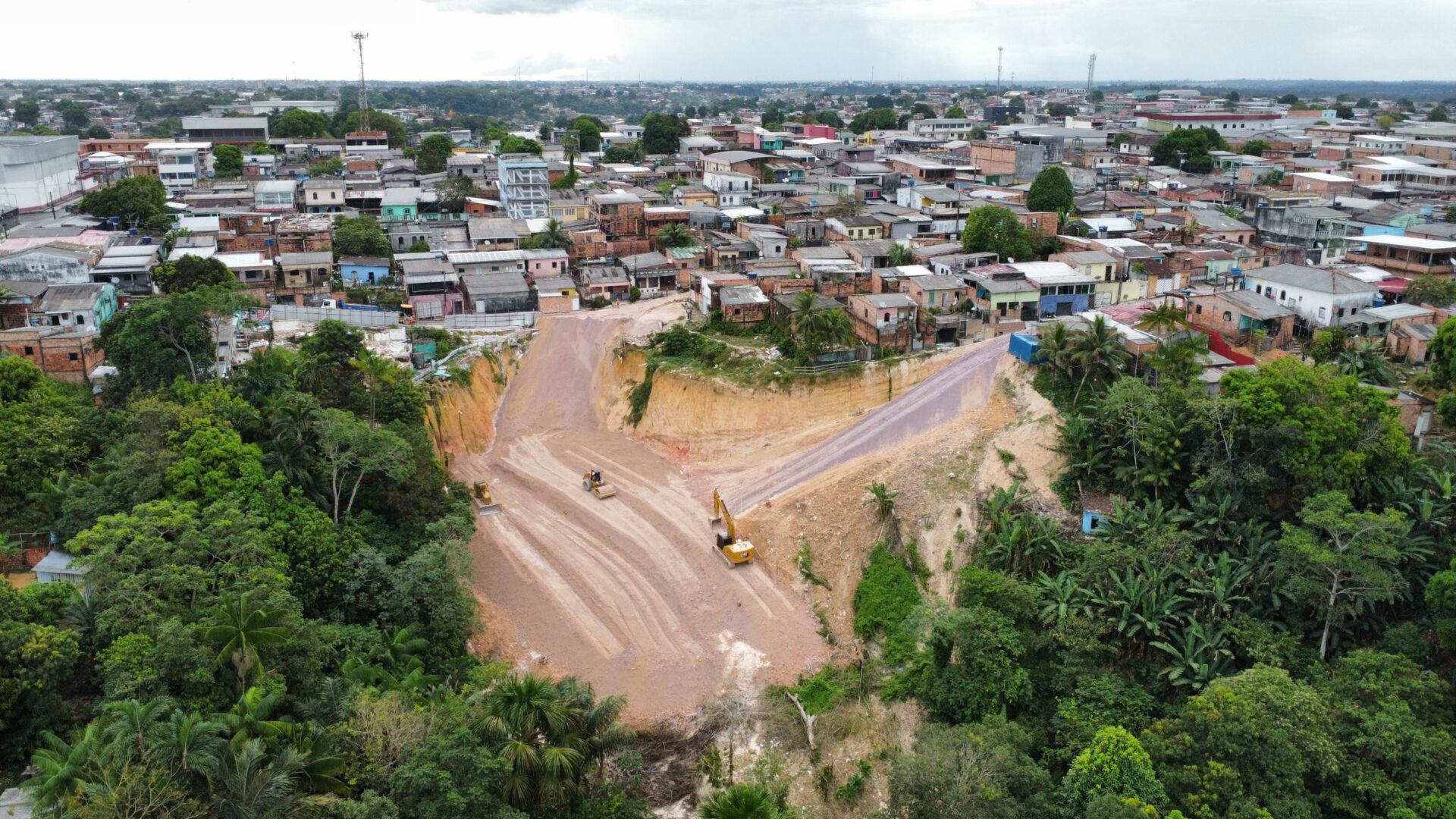 Direito ao chão: dignidade avança no bairro Cidade de Deus