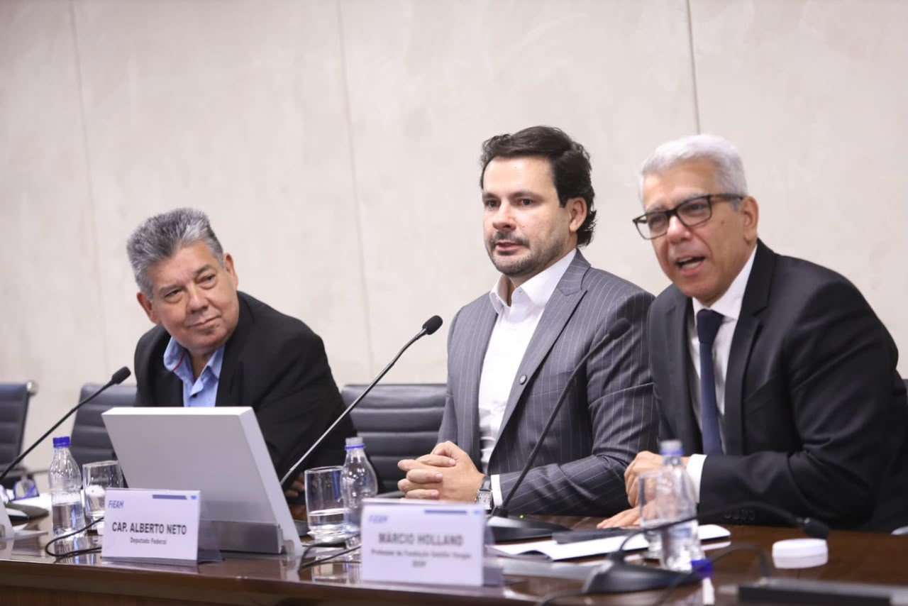 Alberto Neto rebate estigmas contra Zona Franca de Manaus