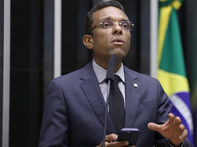 Ex-bolsonarista destaca ações de Lula voltadas à comunidade evangélica